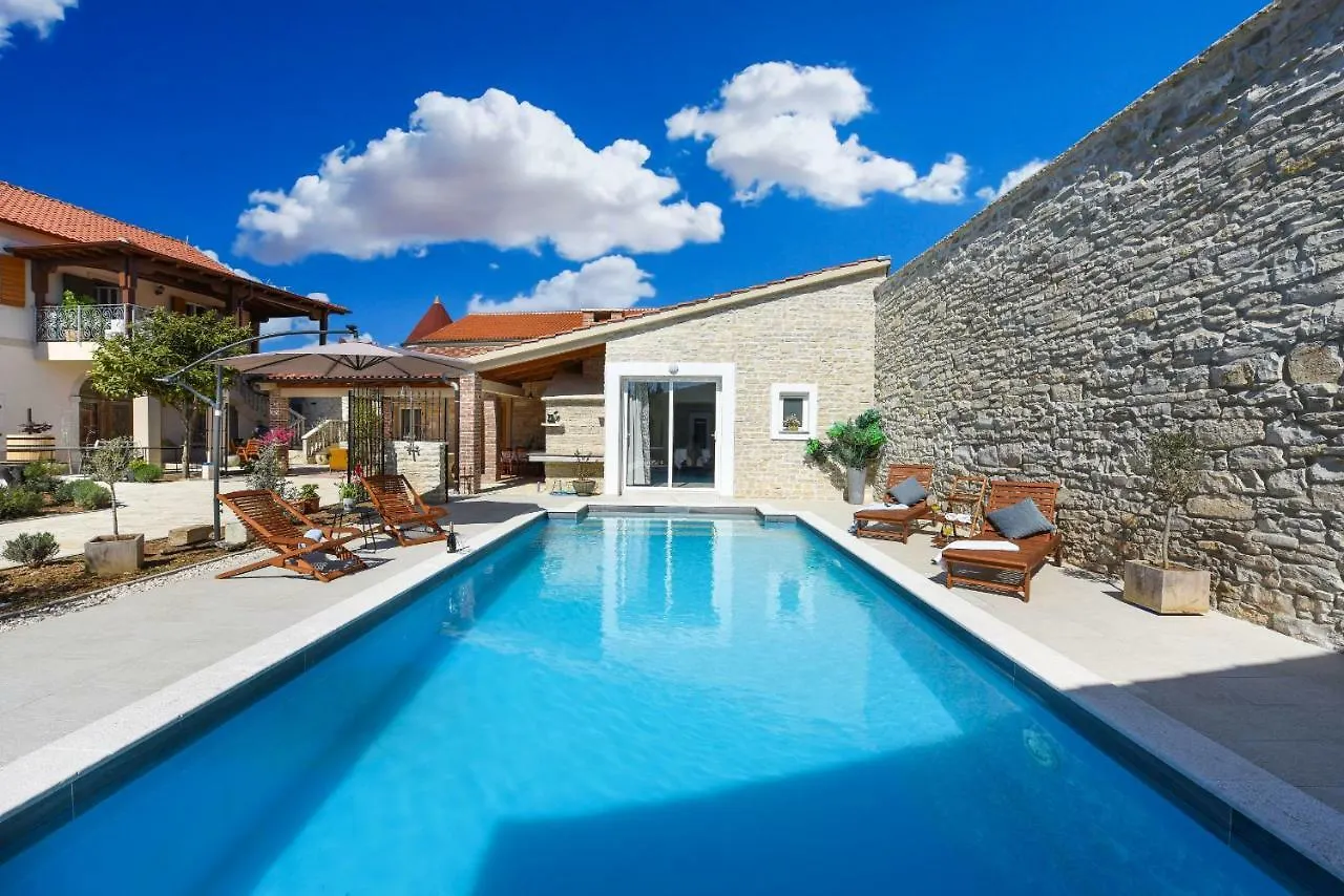 Villa Granar Zadarvillas Smilcic 0*,
