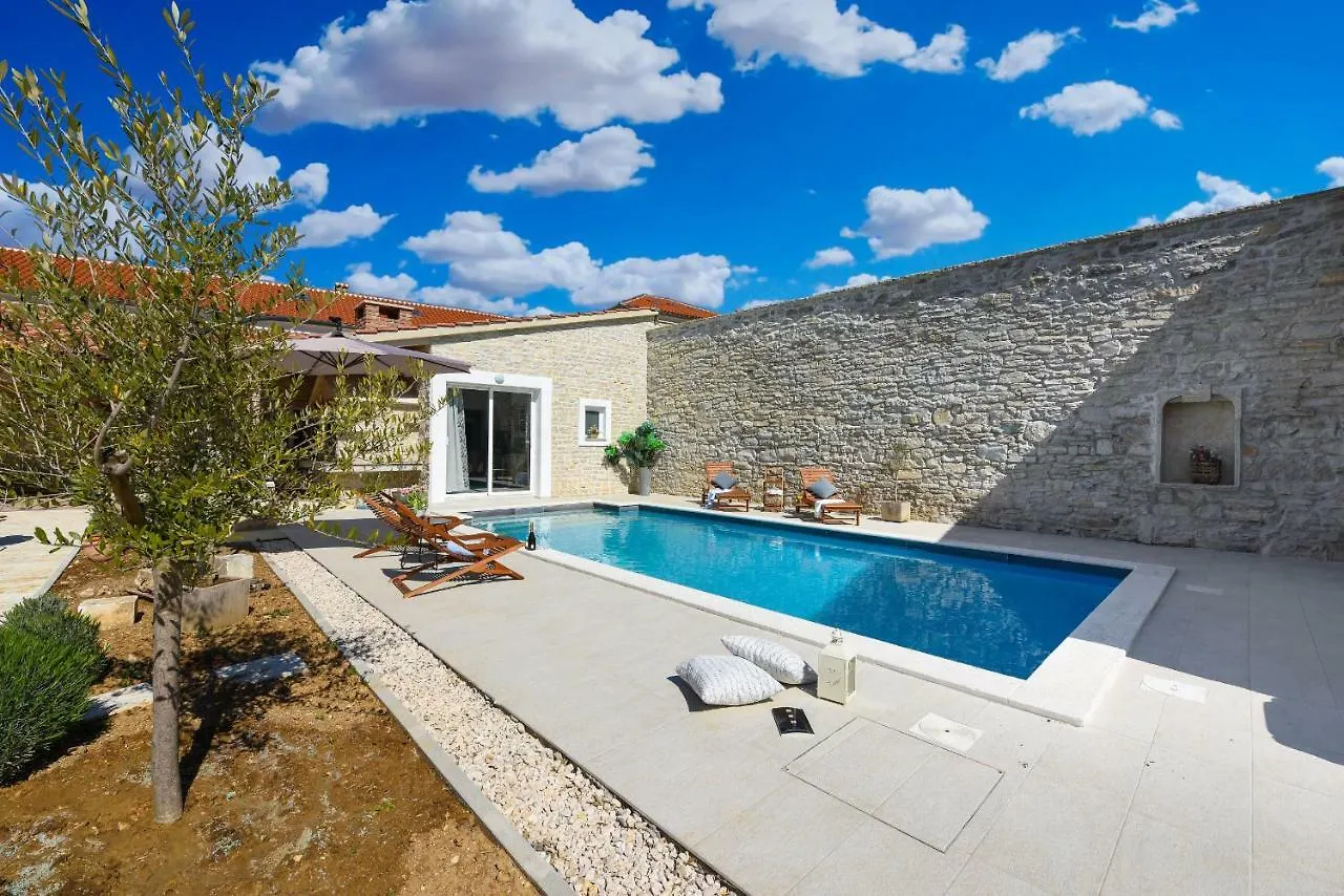 Villa Granar Zadarvillas Smilcic 0*,  Croatia