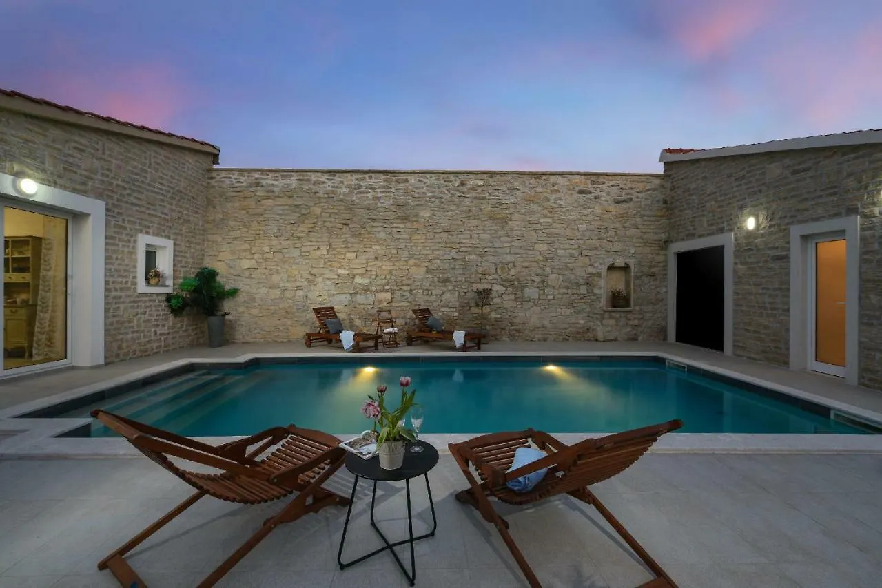 Villa Granar Zadarvillas Smilcic Croatia