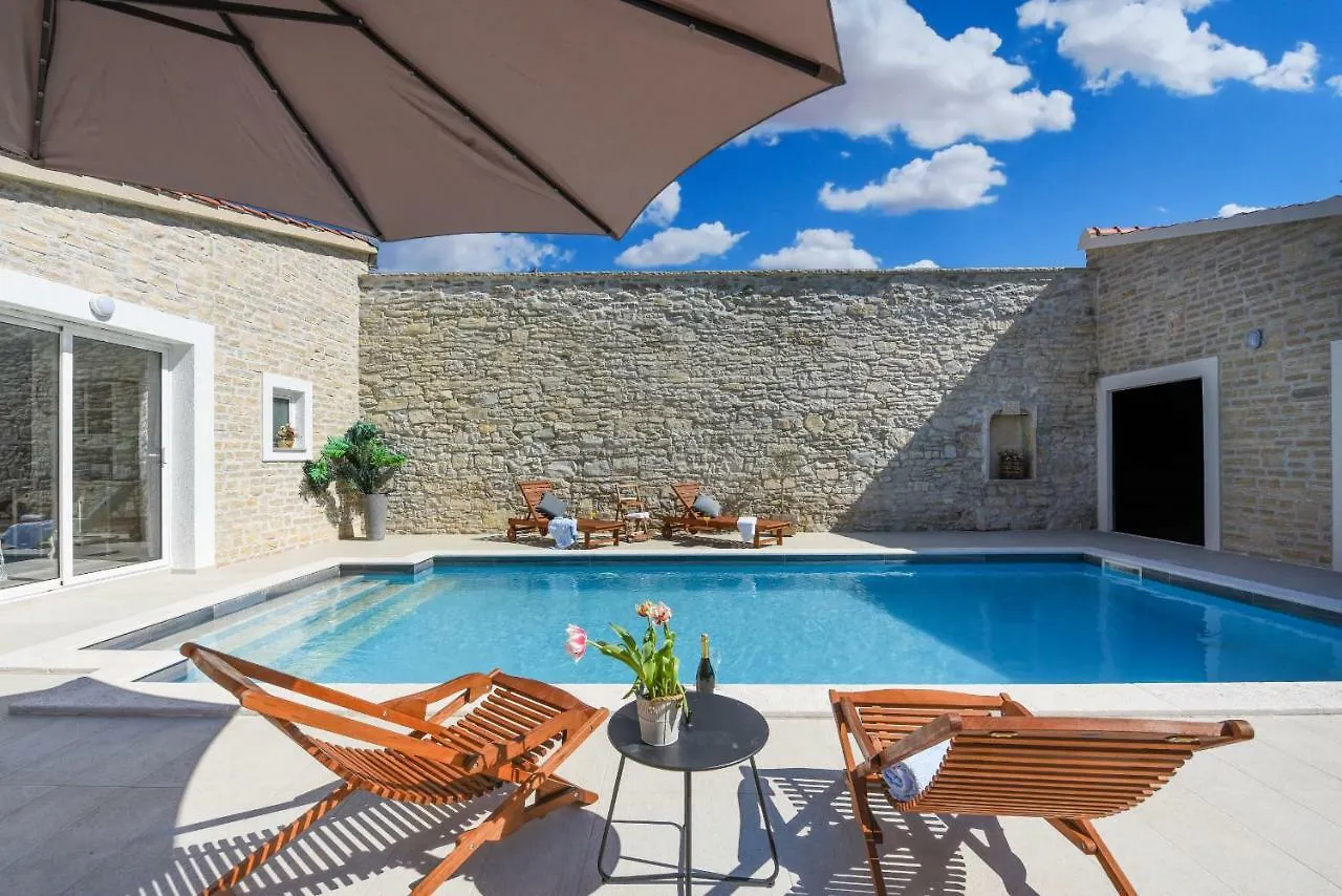 Villa Granar Zadarvillas Smilcic